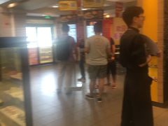 -麦当劳(国际社区店)