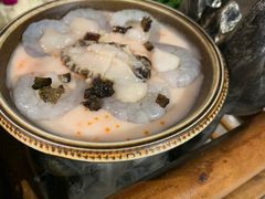 -老牌坊云南鱼豆花火锅(哈西万达店)
