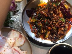 -围炉肉舍•炭烤活鳗•丹东海鲜烤肉(步行街店)