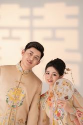 -雪中彩影婚纱摄影·微光艺术中心