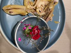 盐焗手撕鸡-尚一汤·粤菜海鲜(环球港店)