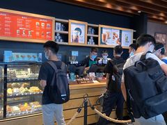 -星巴克(广州南站A18检票口楼上)