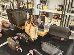-唯品会(北京国瑞城店)