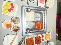 -海底捞火锅(珠影星光城夜宵主题店)