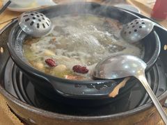 -濠轩阁特色生蚝火锅(水湾路店)