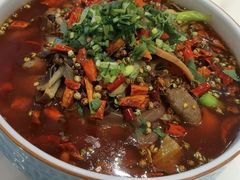 -犇逸·乐山跷脚牛肉·四川现炒(览海店)