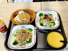 -魏家凉皮(郑州东站店)