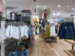 -优衣库(郑州丹尼斯大卫城店)