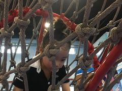 -嘿哟动霸CHUA·新潮玩运动娱乐中心·蹦床滑冰团建乐园
