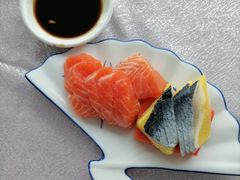 -亚洲国际大酒店·云顶阁旋转自助餐厅