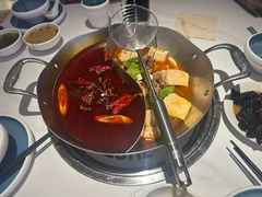 -左庭右院鲜牛肉火锅(金山万达店)