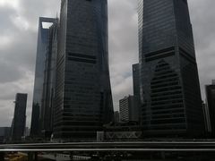 -陆家嘴空中步行连廊