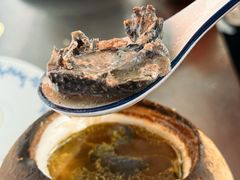 椰子炖竹丝鸡和鹌鹑-達揚原味燉品(文明路店)