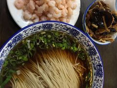 红汤面底-裕兴记•蟹黄面馆(人民广场店)