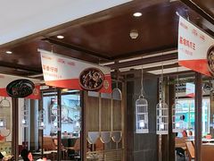 -阿瓦山寨·湘菜现炒·剁椒鱼头王(咸阳总店)
