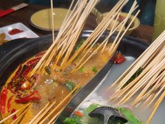 -签多多串串香火锅