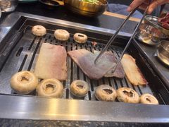 -臻牛烤肉