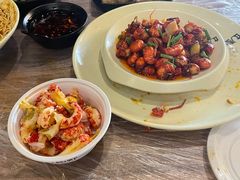 -巴厘龙虾·榜首油焖大虾(音乐学院·沿江酒馆店)