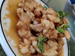 -老码头黑皮肘子锅包肉熏酱水饺(文政街店)