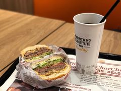 -The Habit Burger Grill 哈比特汉堡(复兴soho店)
