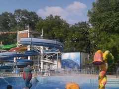 -青年湖公园水上世界