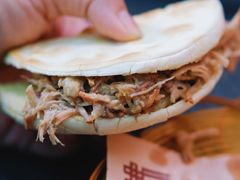 肉夹馍-老陈婆手工面庄