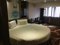 -迎商酒店(深圳罗湖火车站向西村地铁站店)