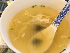 -笑来喜馄饨小笼工坊店(湖滨街店)