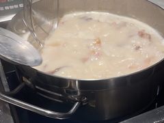 -尚尚仙·酸汤猪手·猪肚鸡火锅(华联万柳购物中心店)