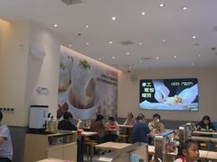 -小杨生煎(浦江欢乐颂店)