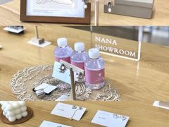 -nana showroom娜娜家服装店
