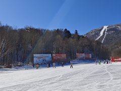 -亚布力新体委滑雪场