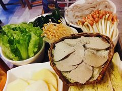 -纸盐河码头火锅(十八梯店)