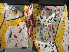 -问山MountQuest攀岩馆