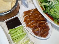 -梅利汴京烤鸭•开封豫菜地标店(东大街店)
