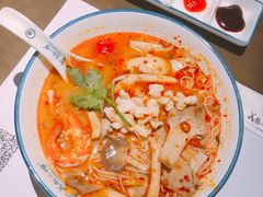 -美奈小馆·越南料理(中航城君尚购物中心店)
