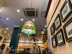 -玛格萝妮比萨屋(四平店)