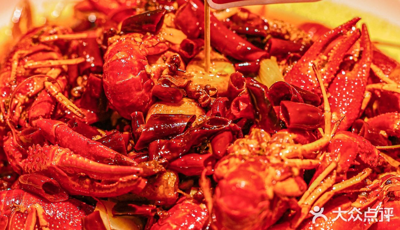 论排队我就服这家必吃榜的小龙虾