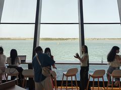 -抱抱地球咖啡馆(国家海洋博物馆店)