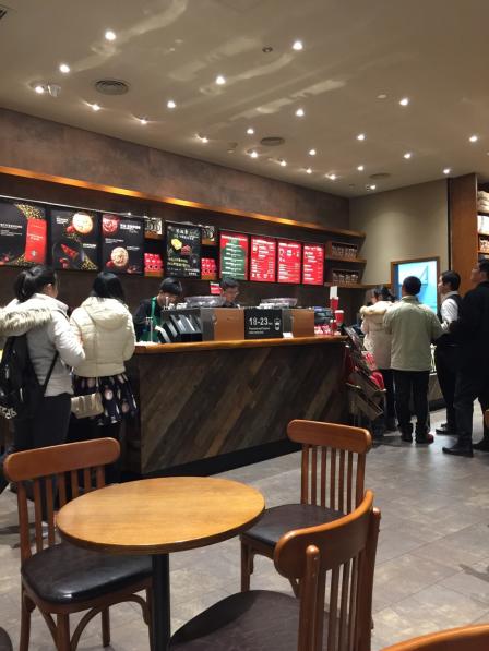 星巴克(武汉金银潭永旺梦乐城店)