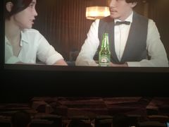 -英皇UA电影城(虹桥天地店)