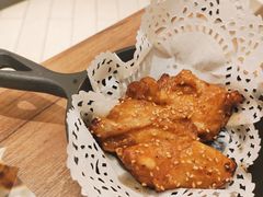 蜜汁焦香伴翅-必胜客(航洋国际店)