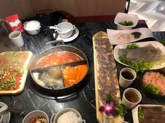 -热火朝天鲜切牛肉火锅(南强街巷店)