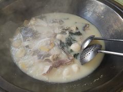 -陈大锅·岳阳鱼馆·地道岳阳菜(美食街店)