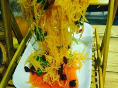 -莓园冰淇淋店