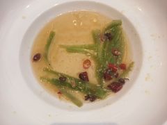 -阿瓦山寨·湘菜现炒·剁椒鱼头王(咸阳总店)