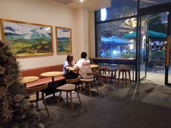 用餐区-星巴克(深圳星都豪庭店)
