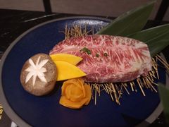 -山川小町·极番烧肉(新地假日广场店)