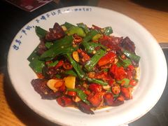 大蒜辣椒腊牛肉-吃饭皇帝大(解放西路店)