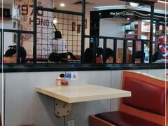 -九龙湾茶餐厅(东门店)